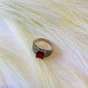 💋❤️Beautiful big stone silver ring Fashion